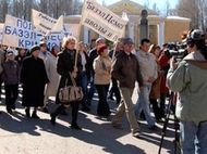 Профсоюзы предупредили об угрозе нового социального взрыва в Пикалево