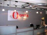 Opera открыла магазин мобильных приложений