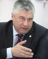 Глава ГУВД Москвы предложил лишать должников водительских прав