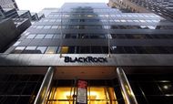 Фонд BlackRock перед выборами в РФ сокращает вложения в российские акции