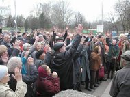 Грозившим перекрыть Транссиб жестянщикам вернули работу