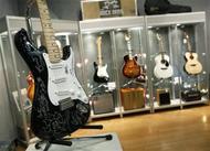 Производитель гитар Fender идет на IPO