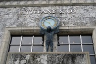 Этот день в истории бизнеса: Tiffany&Co, The New York Times и начало «долгой депрессии»